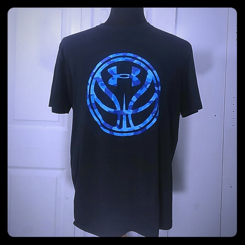 Under Armour t-shirt